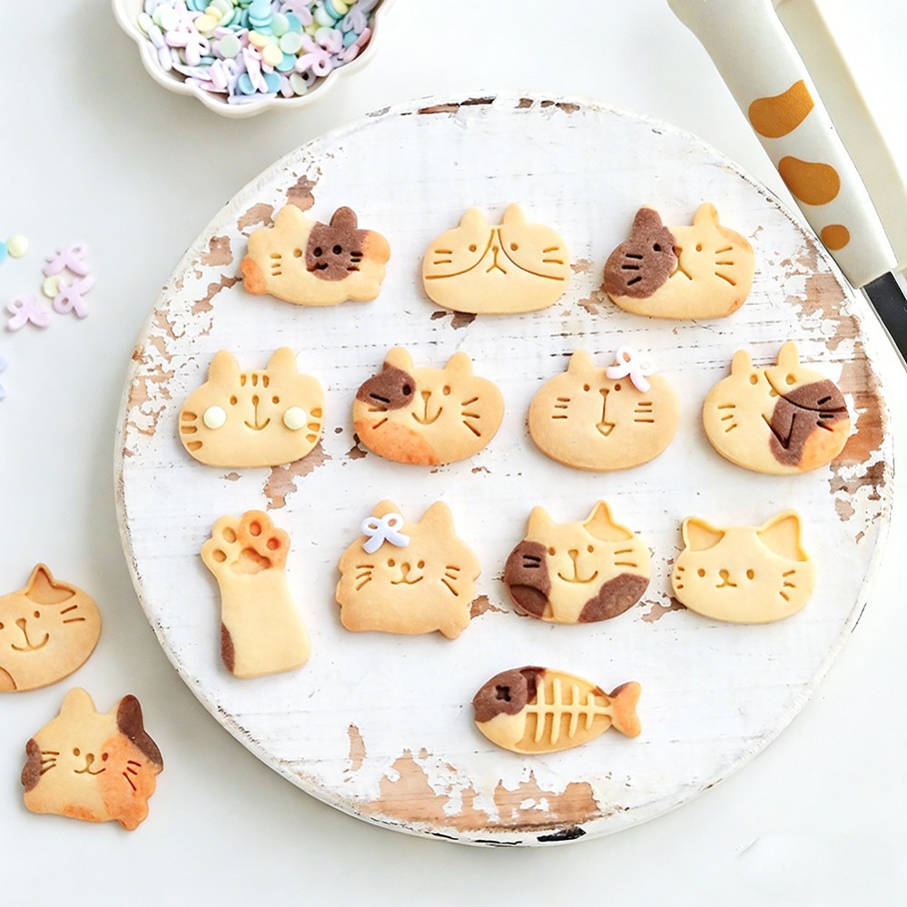 かわいい子猫DIYスタンプクッキーカッター焼き型ベーキングア - Kitchen Baking Store のレビューと価格